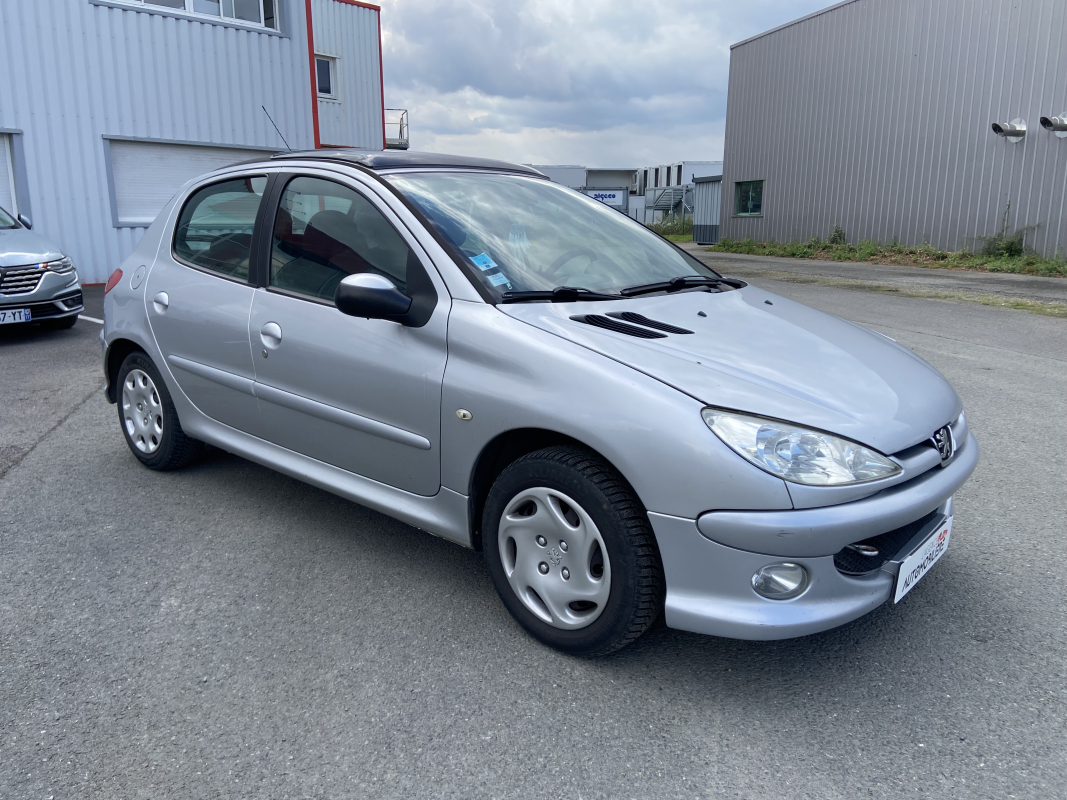 Peugeot 206 — 4