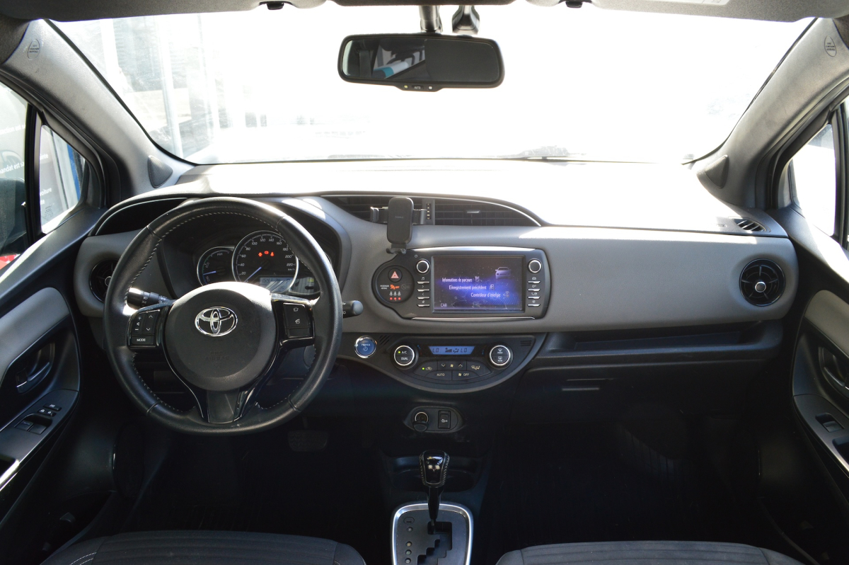 Toyota Yaris — 9