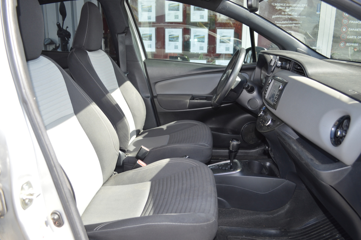 Toyota Yaris — 10