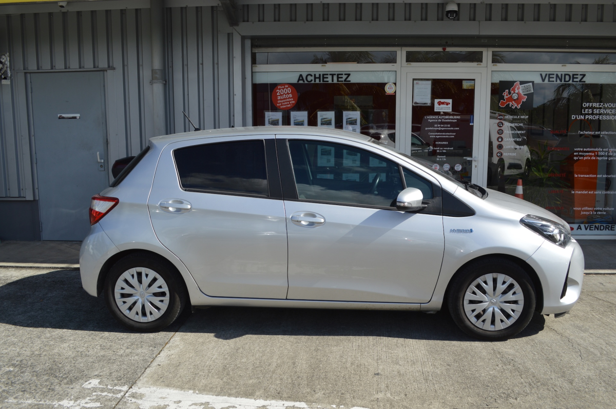 Toyota Yaris — 8
