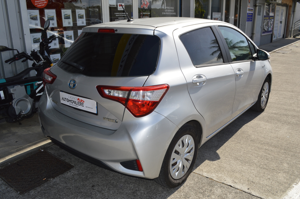 Toyota Yaris — 7