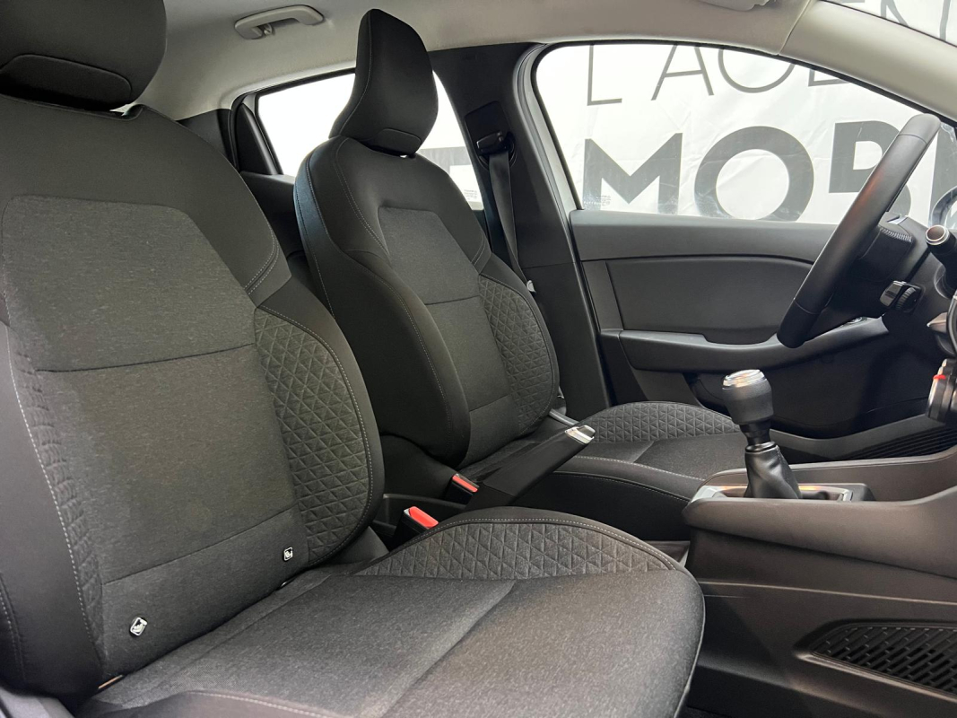Renault Renault Clio 5 — 8