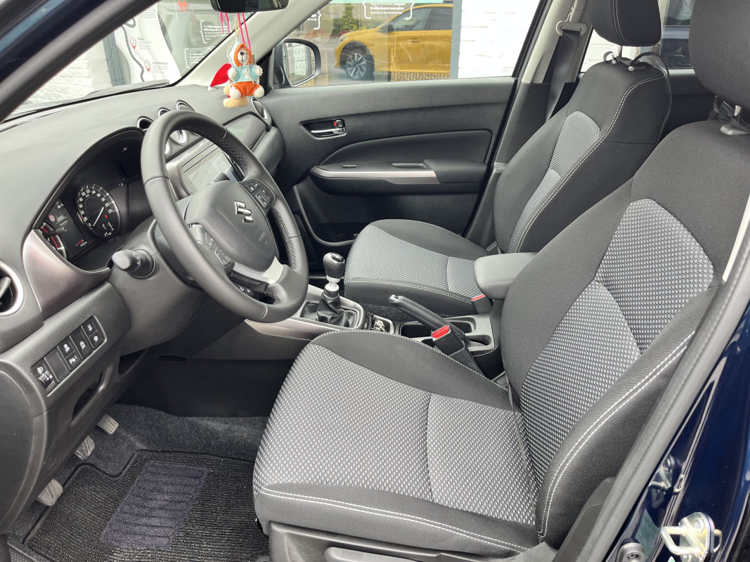 Suzuki Vitara — 12
