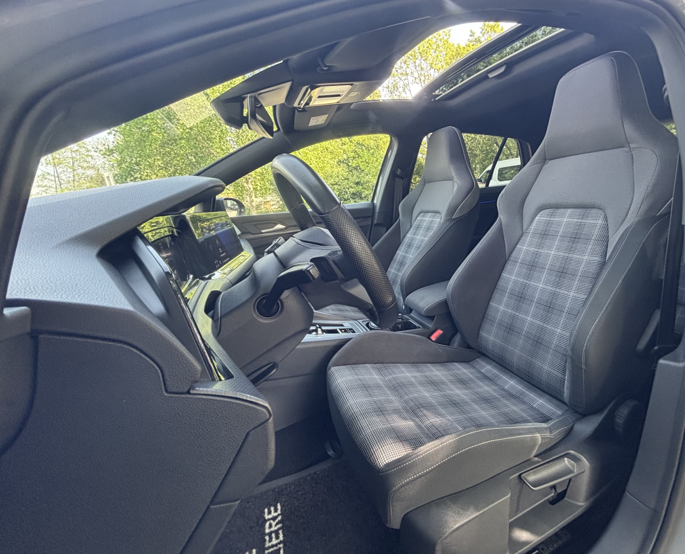 Volkswagen Golf — 10