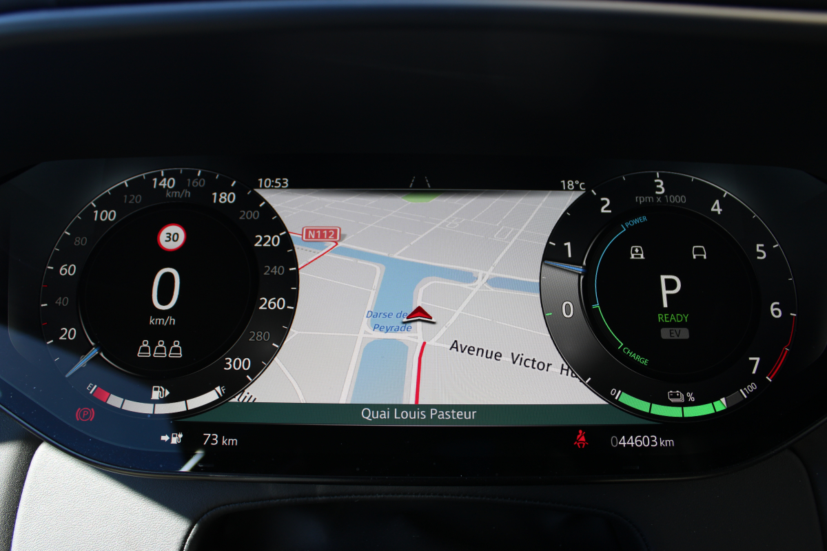Land Rover Range Rover Sport — 30