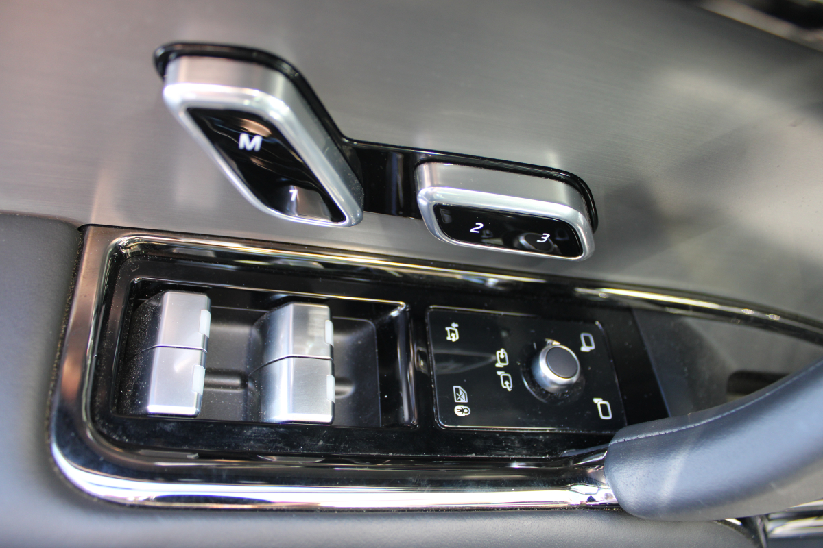 Land Rover Range Rover Sport — 25