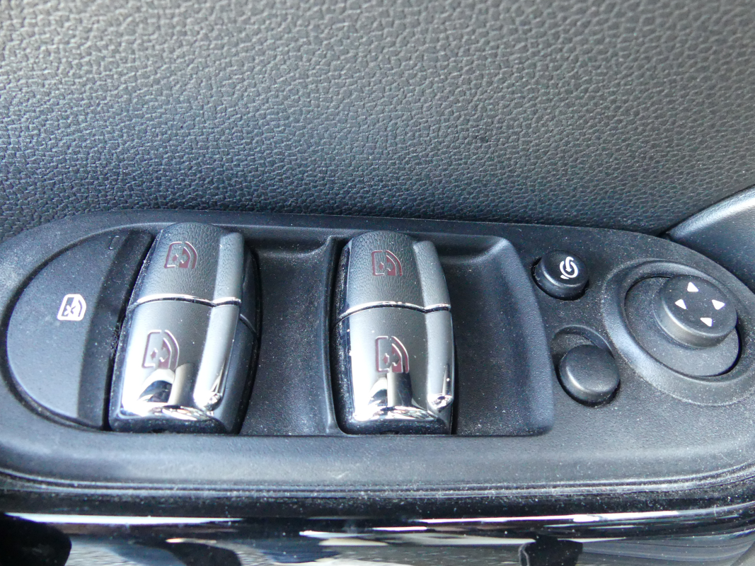Mini Mini 5 Portes — 21