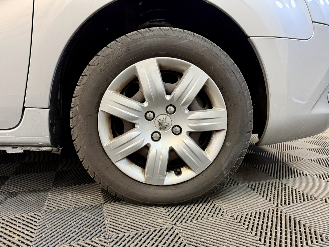 Peugeot Partner Tepee — 23