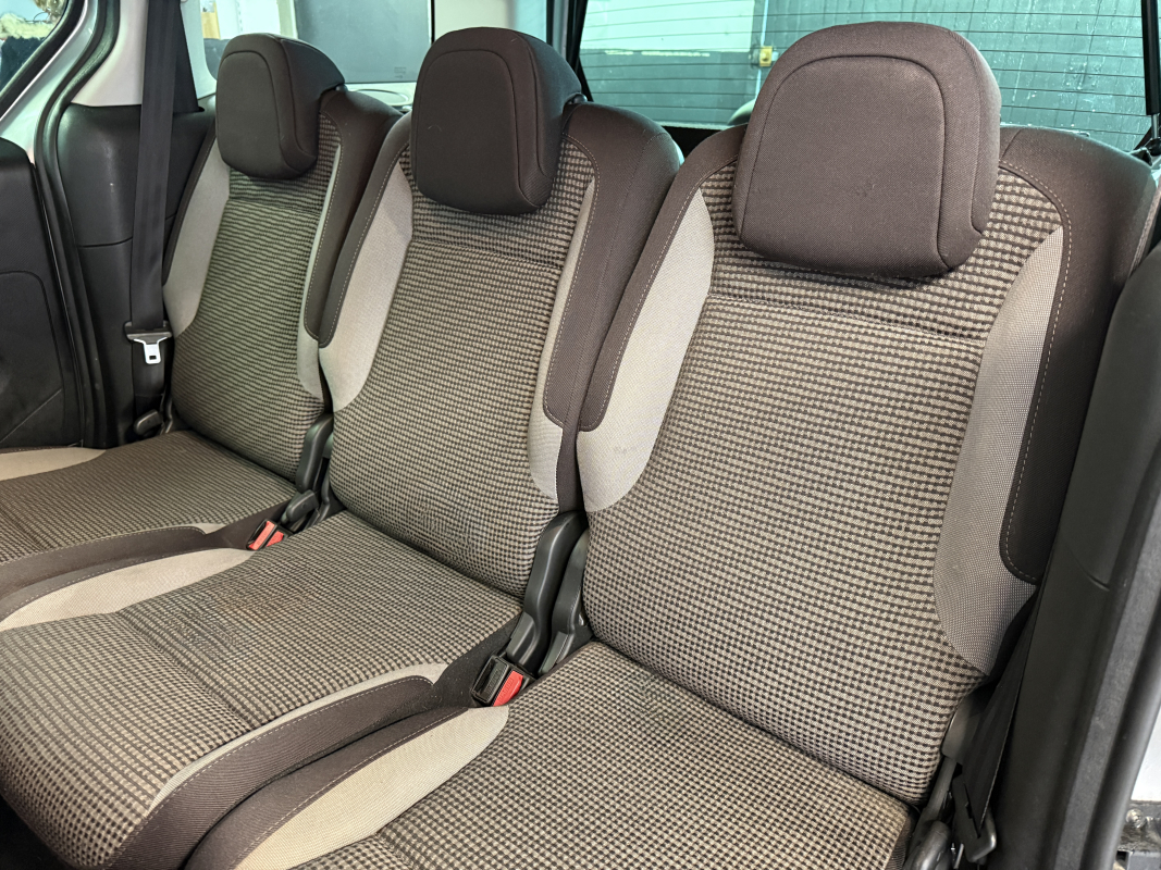 Peugeot Partner Tepee — 15