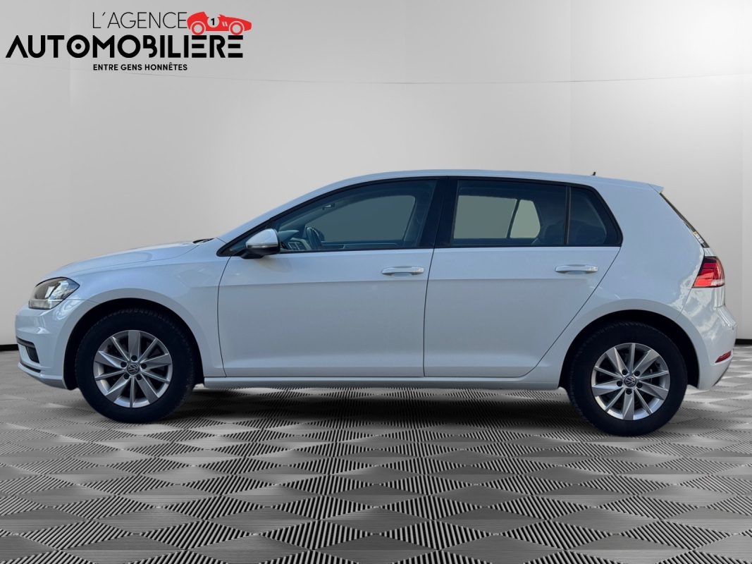 Volkswagen Golf — 2
