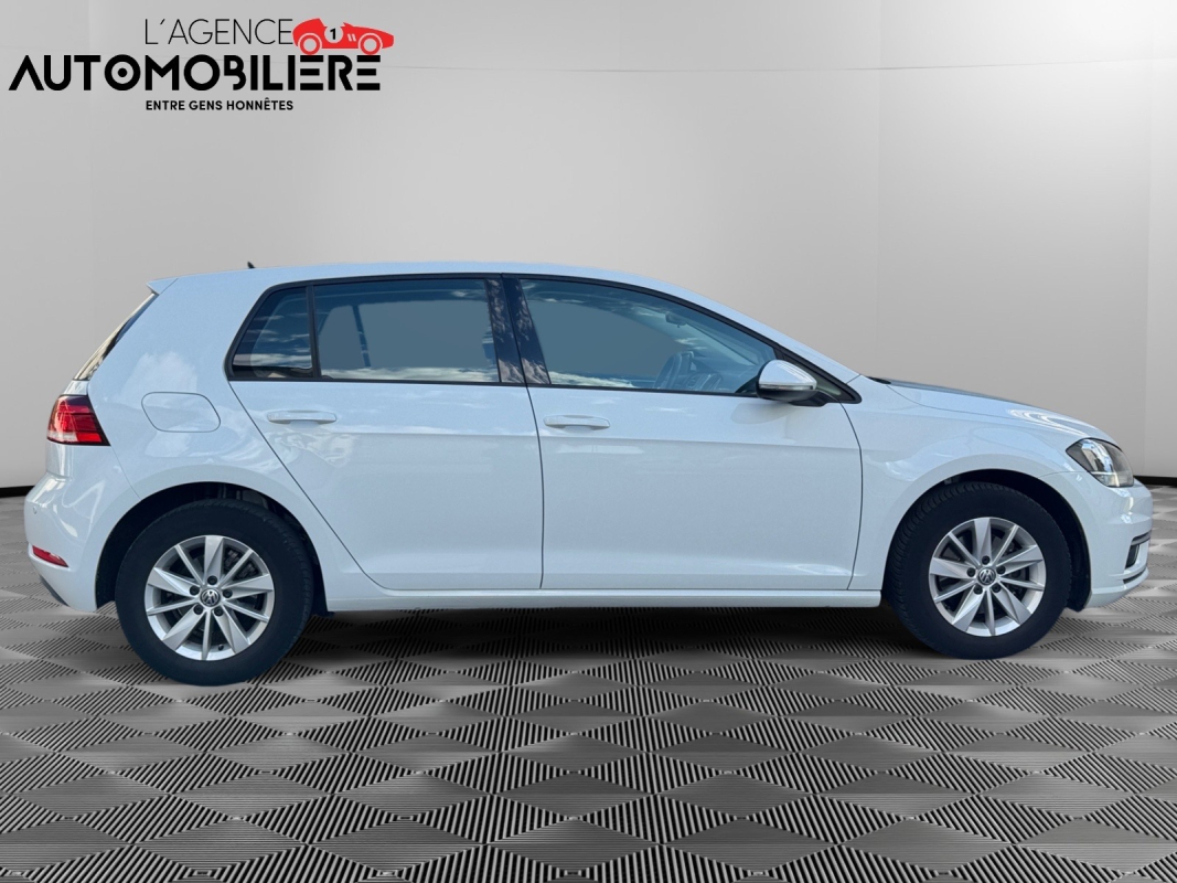 Volkswagen Golf — 6
