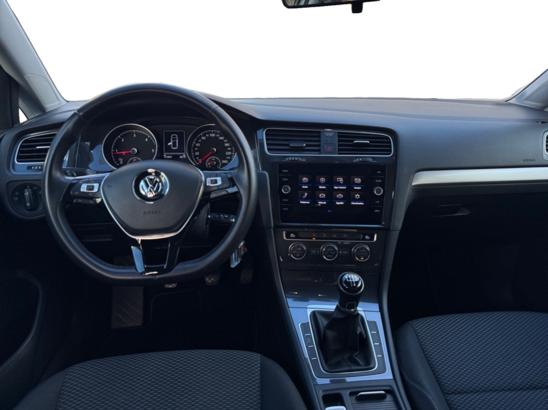 Volkswagen Golf — 10