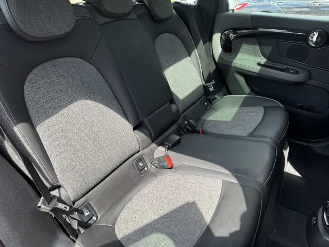 Mini Countryman — 24