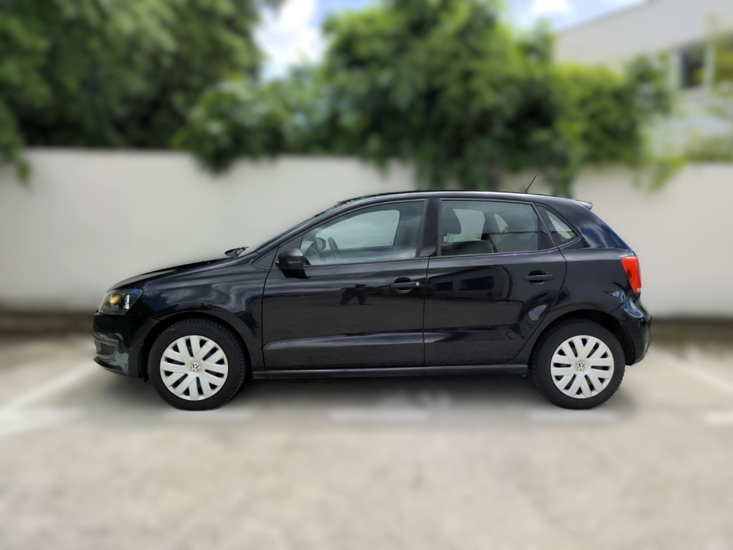 Volkswagen Polo — 2
