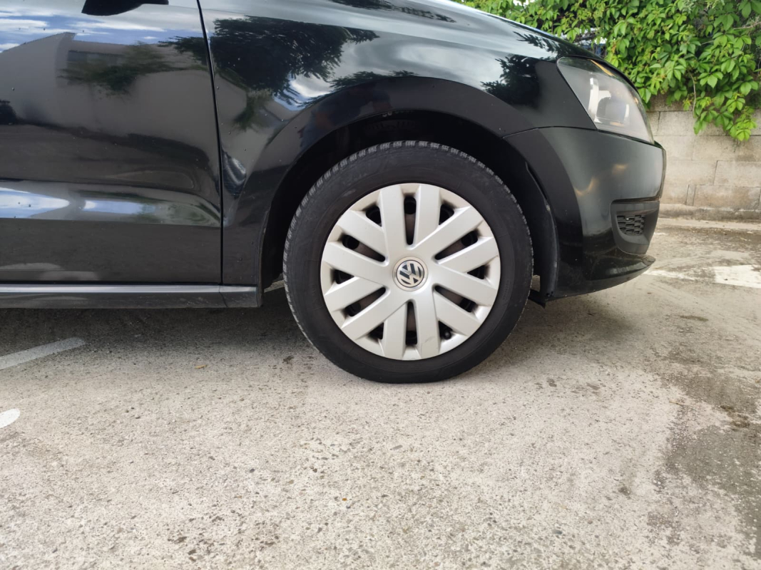 Volkswagen Polo — 25
