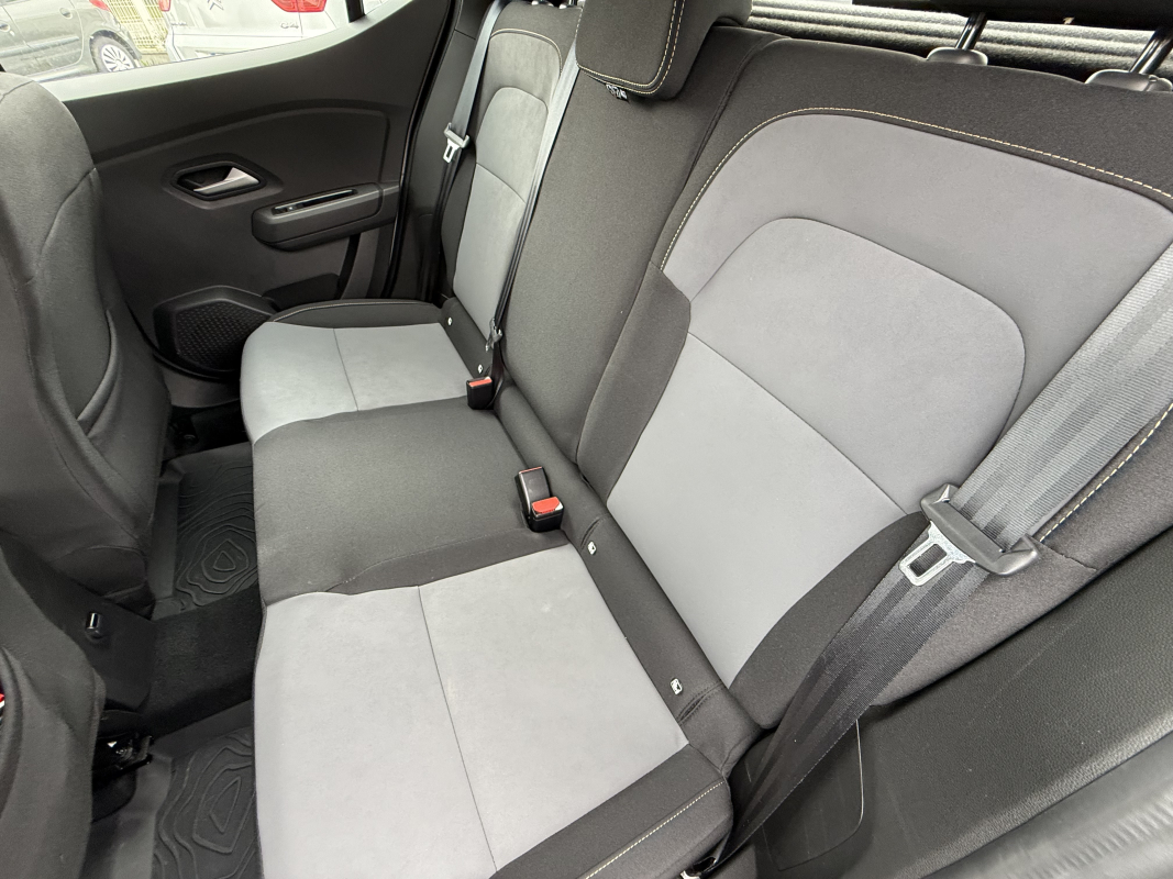 Dacia Dacia Sandero — 11