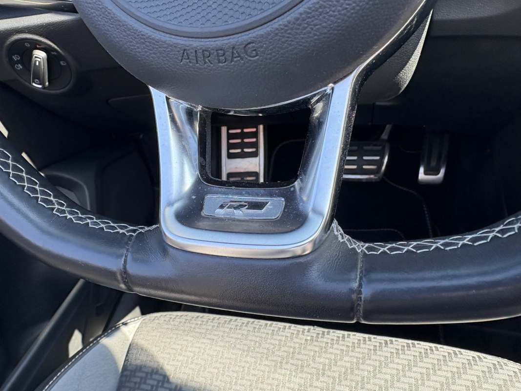 Volkswagen T-roc — 37