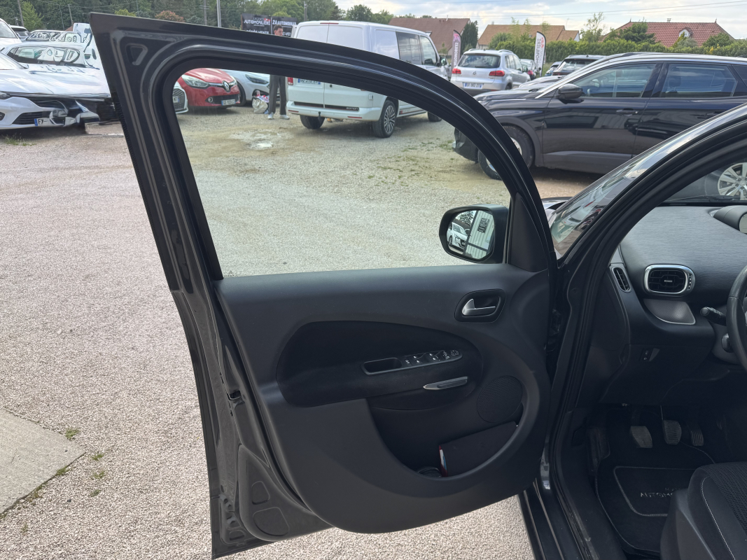 Citroen C3 Picasso — 17