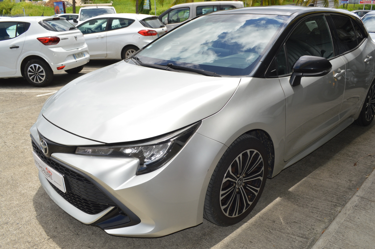 Toyota Corolla — 4