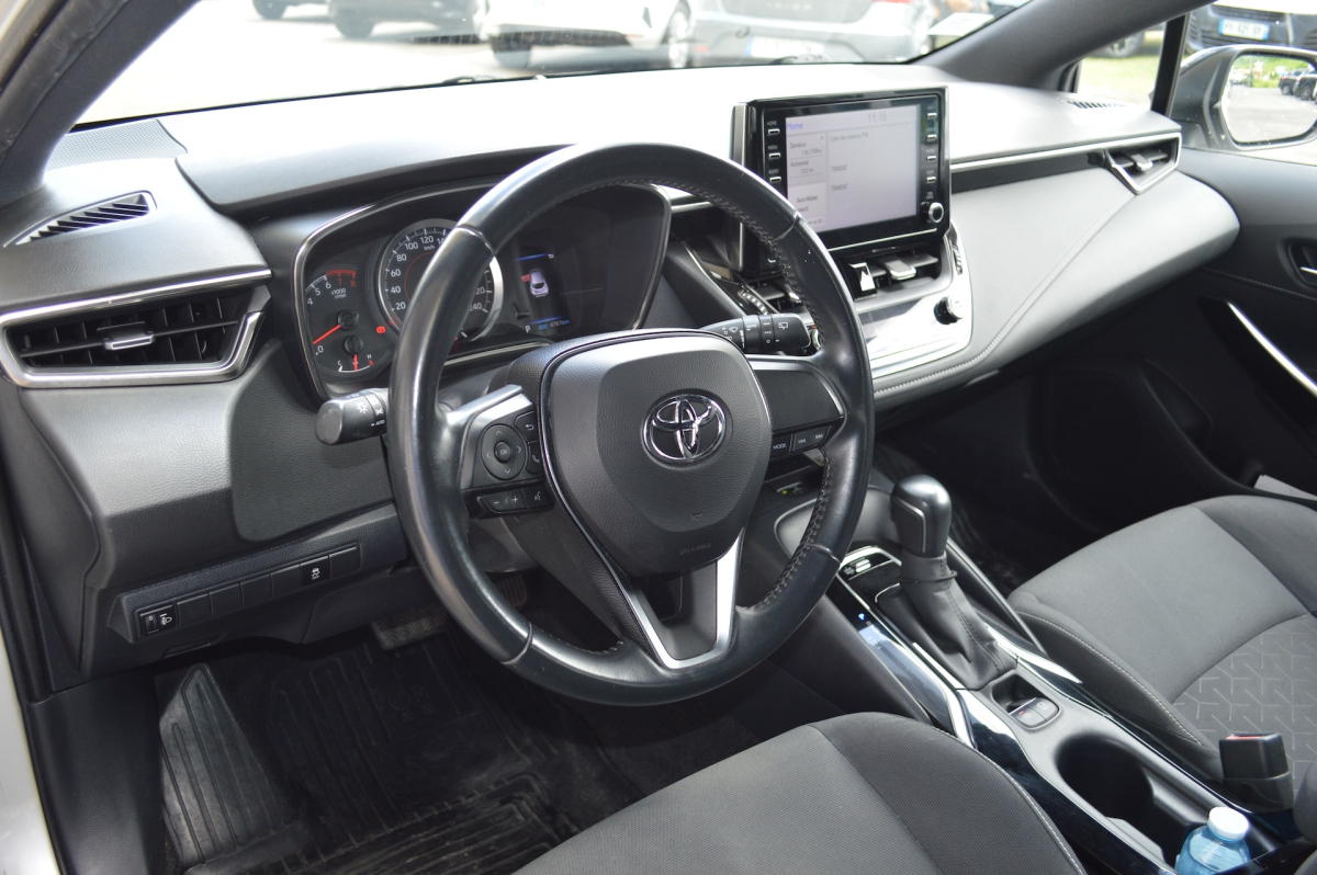 Toyota Corolla — 16