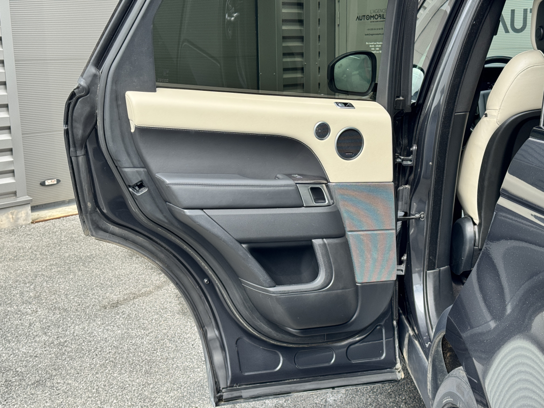 Land Rover Range Rover Sport — 33