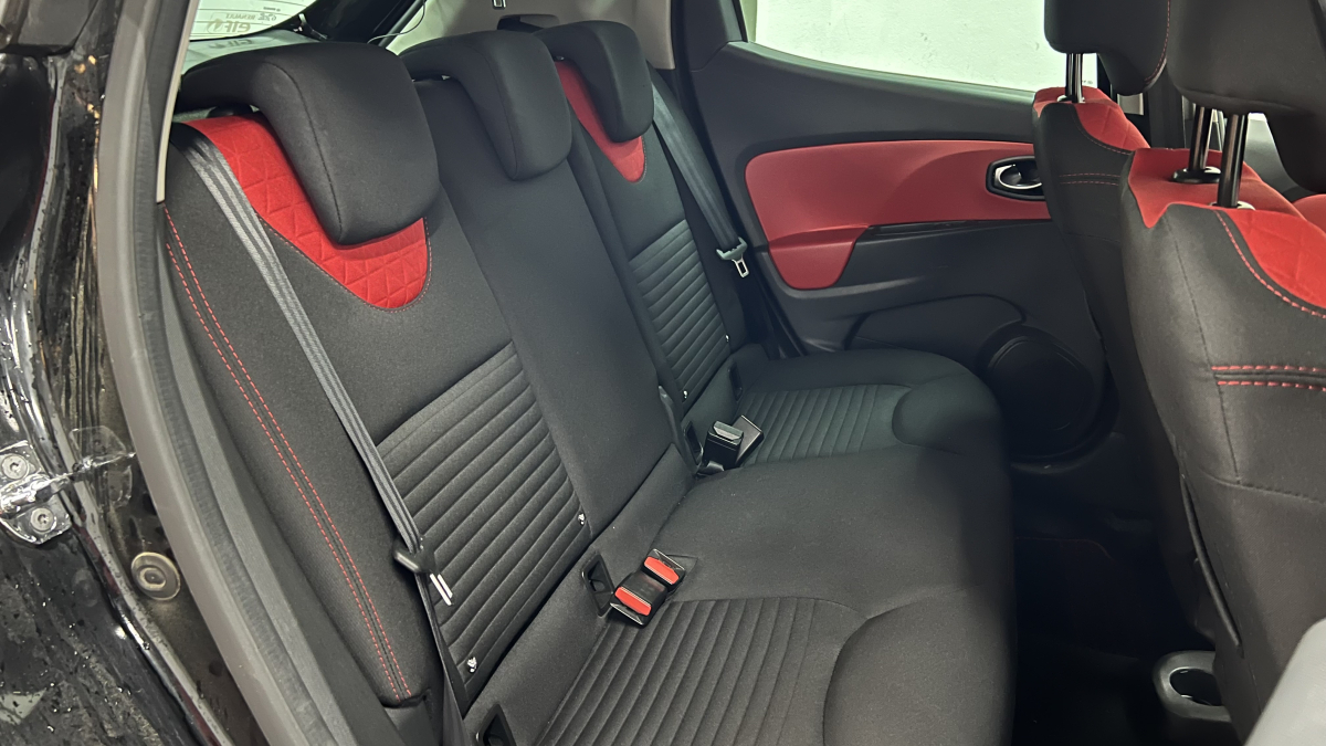 Renault Clio — 14
