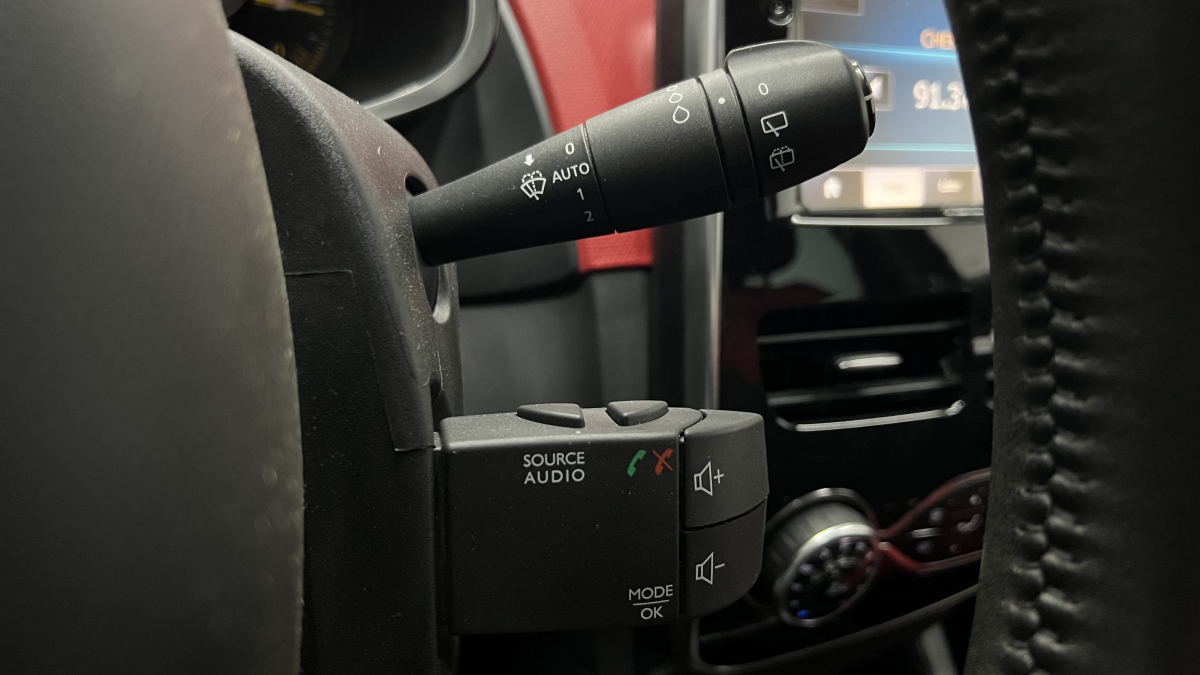 Renault Clio — 24