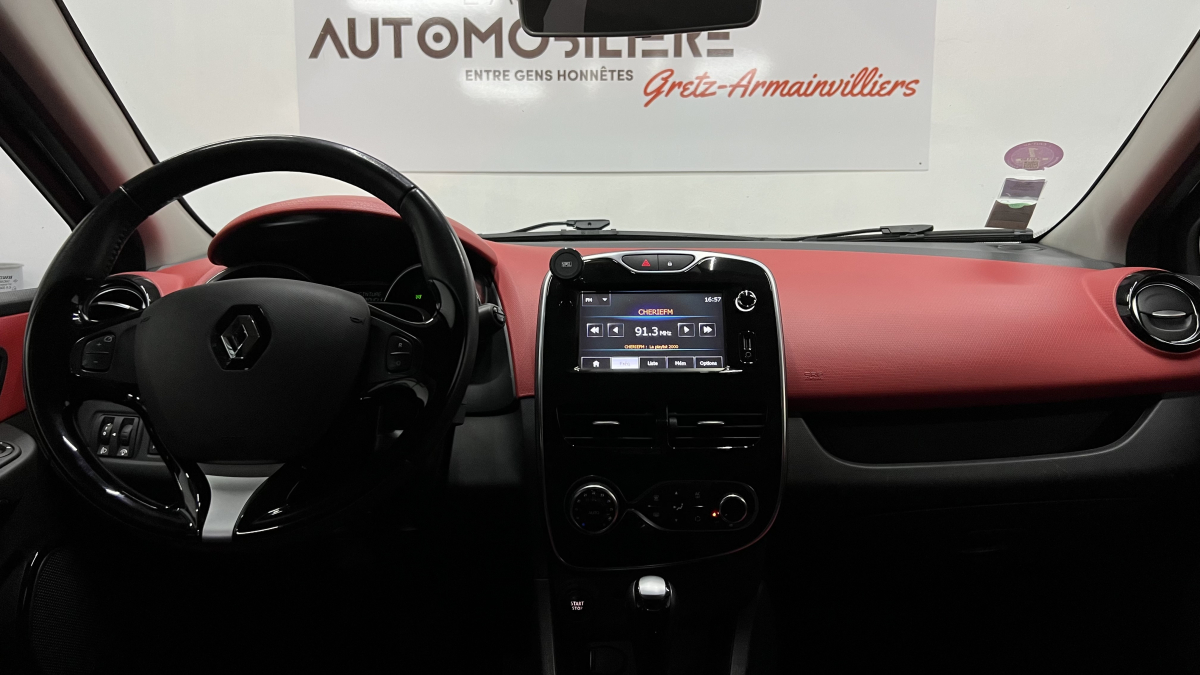 Renault Clio — 19