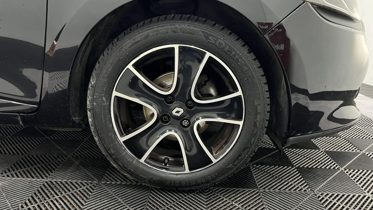 Renault Clio — 35