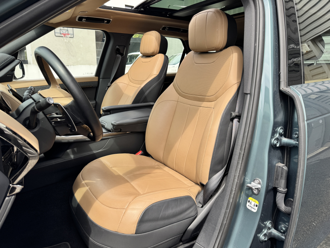 Land Rover Range Rover Sport — 12