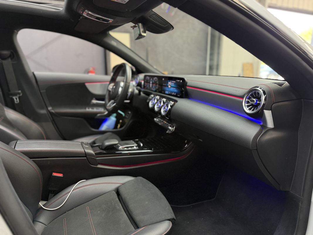 Mercedes Classe CLA — 10