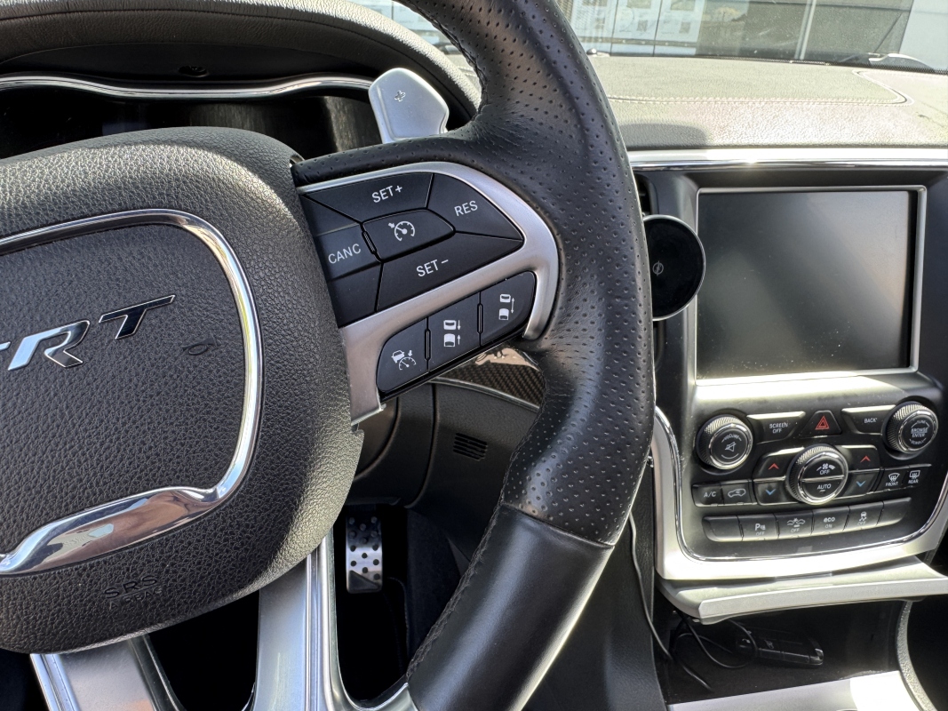 Jeep Grand Cherokee — 11