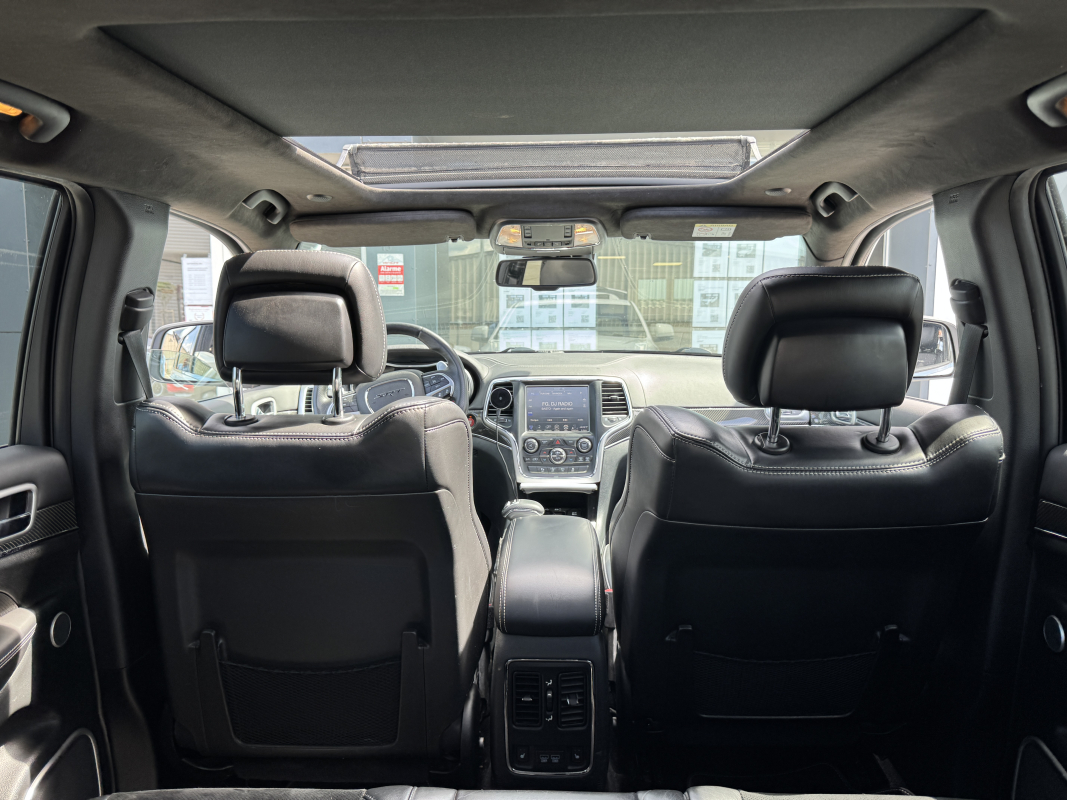 Jeep Grand Cherokee — 19