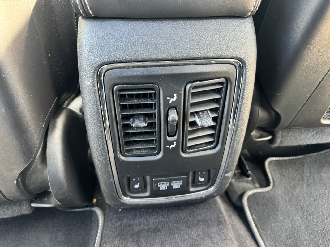 Jeep Grand Cherokee — 18