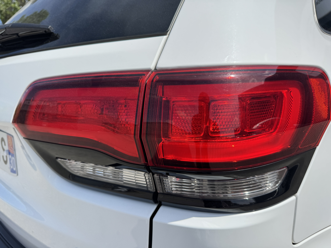 Jeep Grand Cherokee — 33
