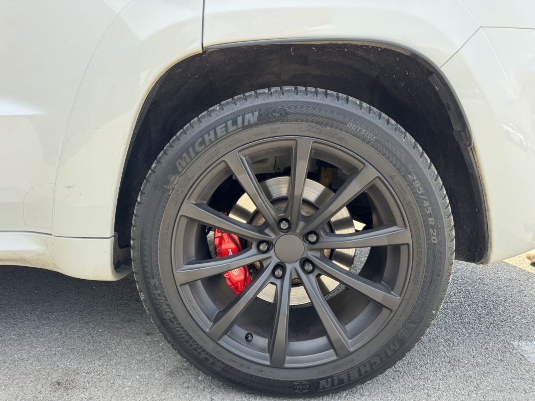 Jeep Grand Cherokee — 29