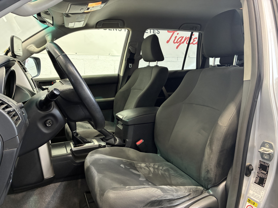Toyota Land Cruiser — 11