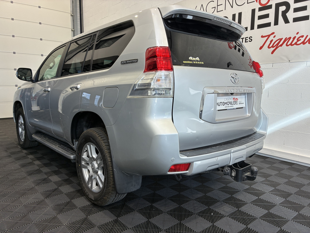 Toyota Land Cruiser — 5