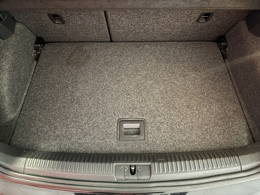 Volkswagen Polo — 20