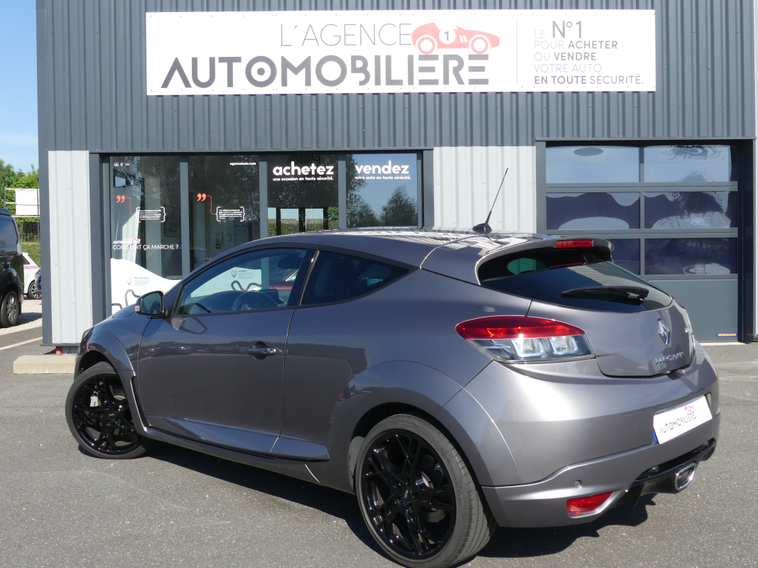 Renault Megane coupe — 3