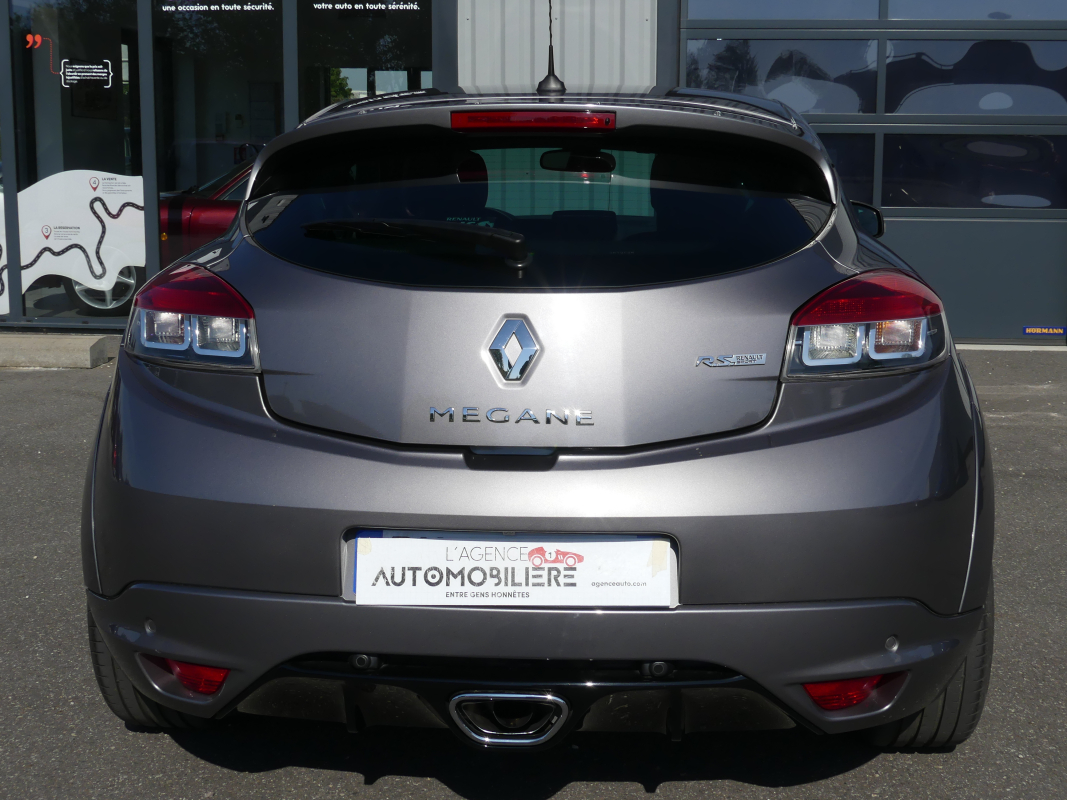 Renault Megane coupe — 4