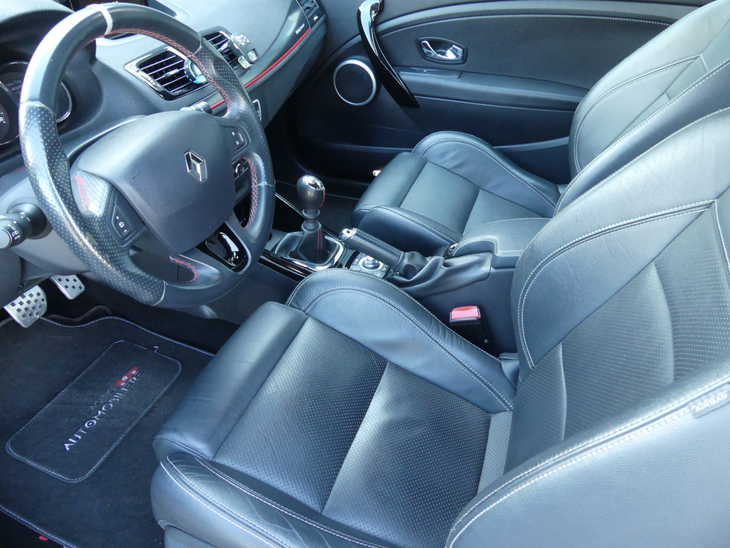 Renault Megane coupe — 9