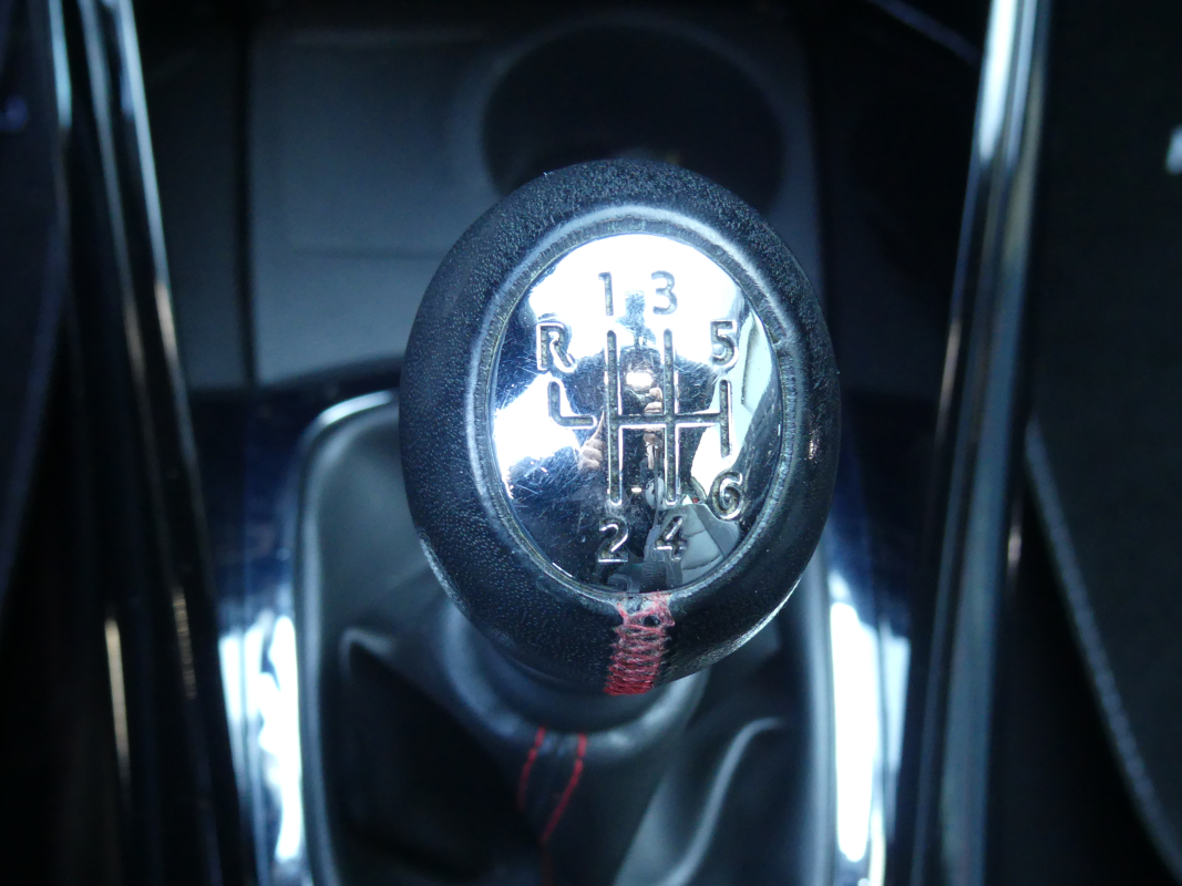 Renault Megane coupe — 23