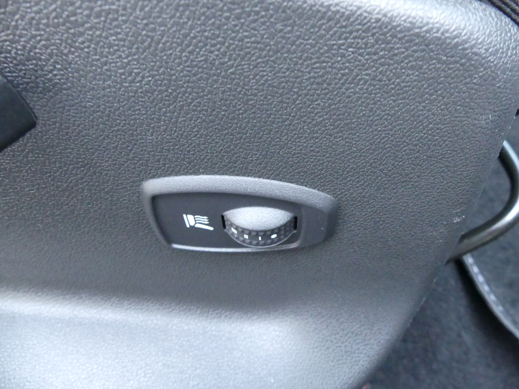 Renault Megane coupe — 25