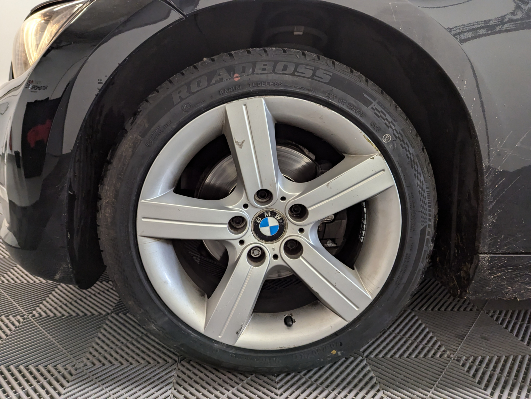 Bmw Série 3 — 24