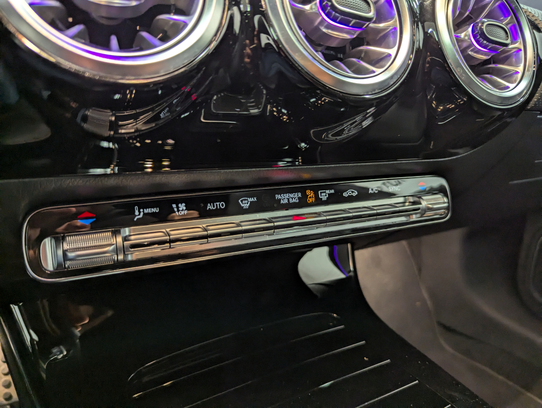 Mercedes Classe CLA — 24