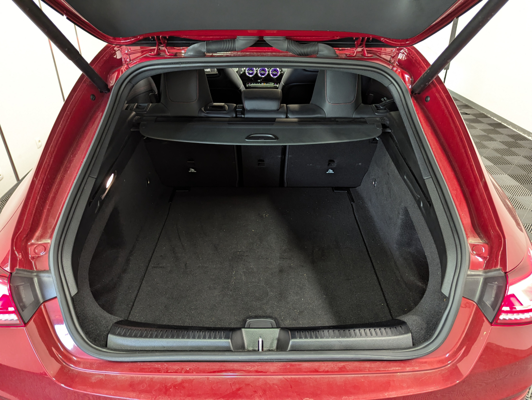 Mercedes Classe CLA — 29