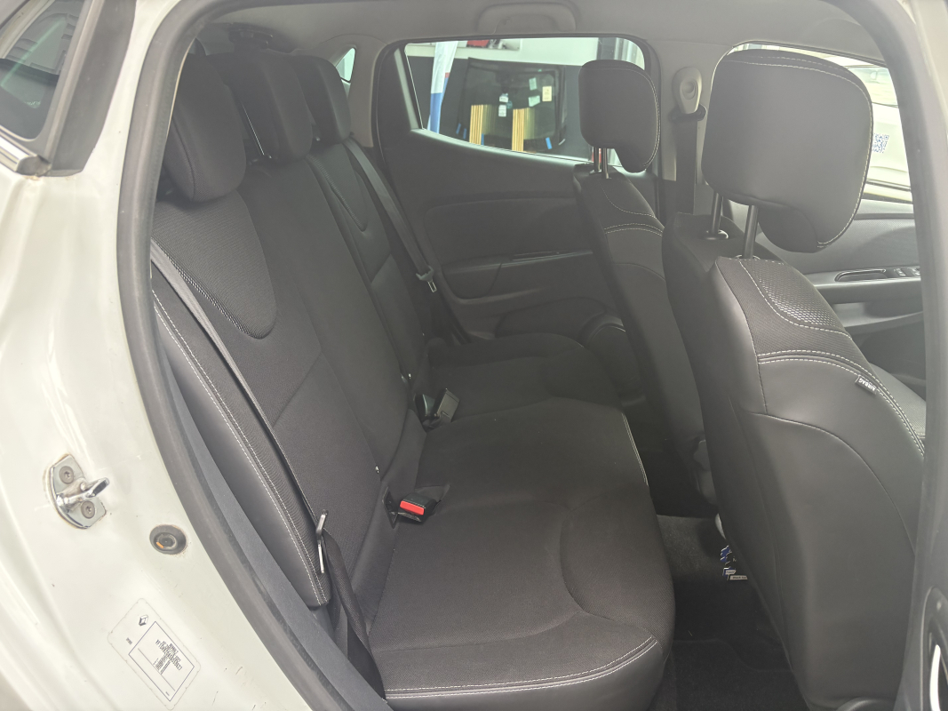 Renault Clio — 22