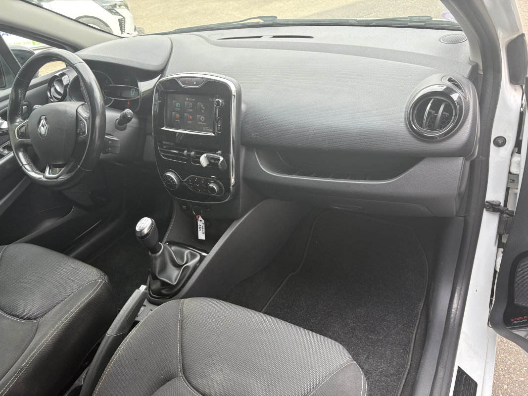 Renault Clio — 20