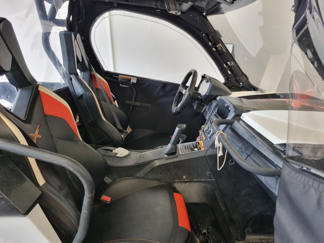 Bombardier CAN-AM — 14